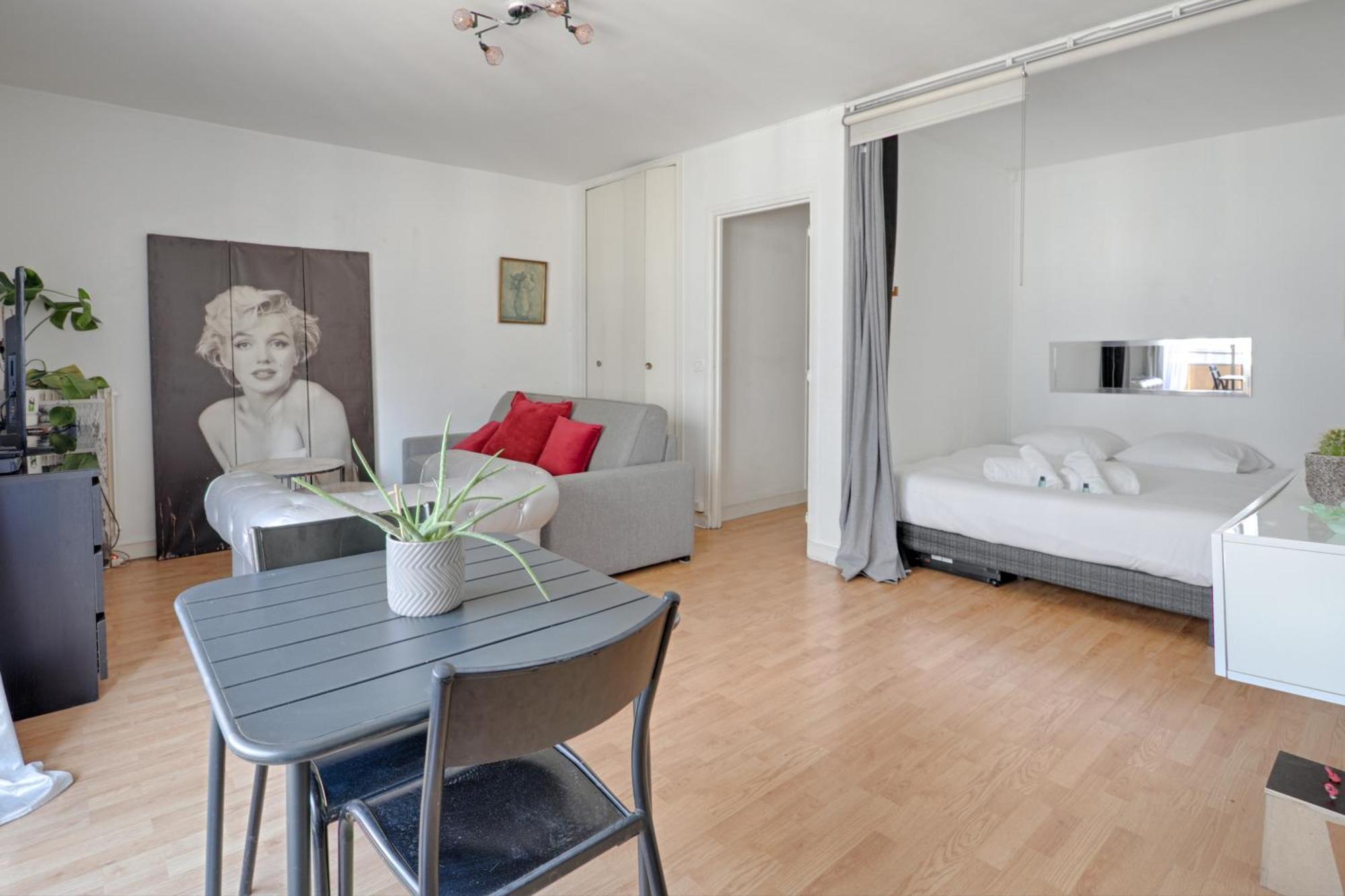 Appartement La Folie Mericourt - A 5 Min De Place Republique Paris