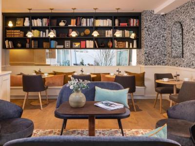 Le Petit Oberkampf & Hotel 4*