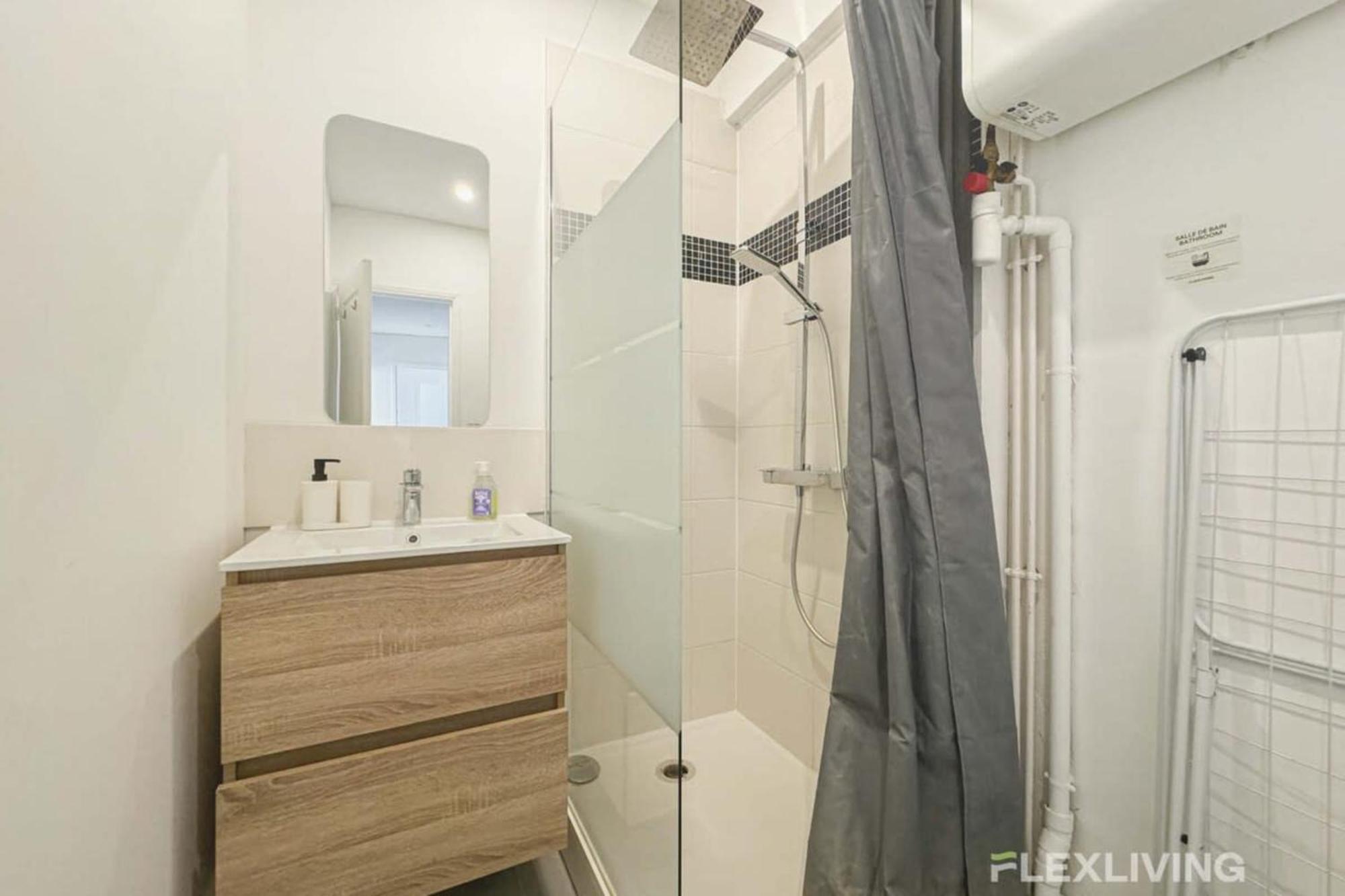 Flexliving - Whole - Houel *