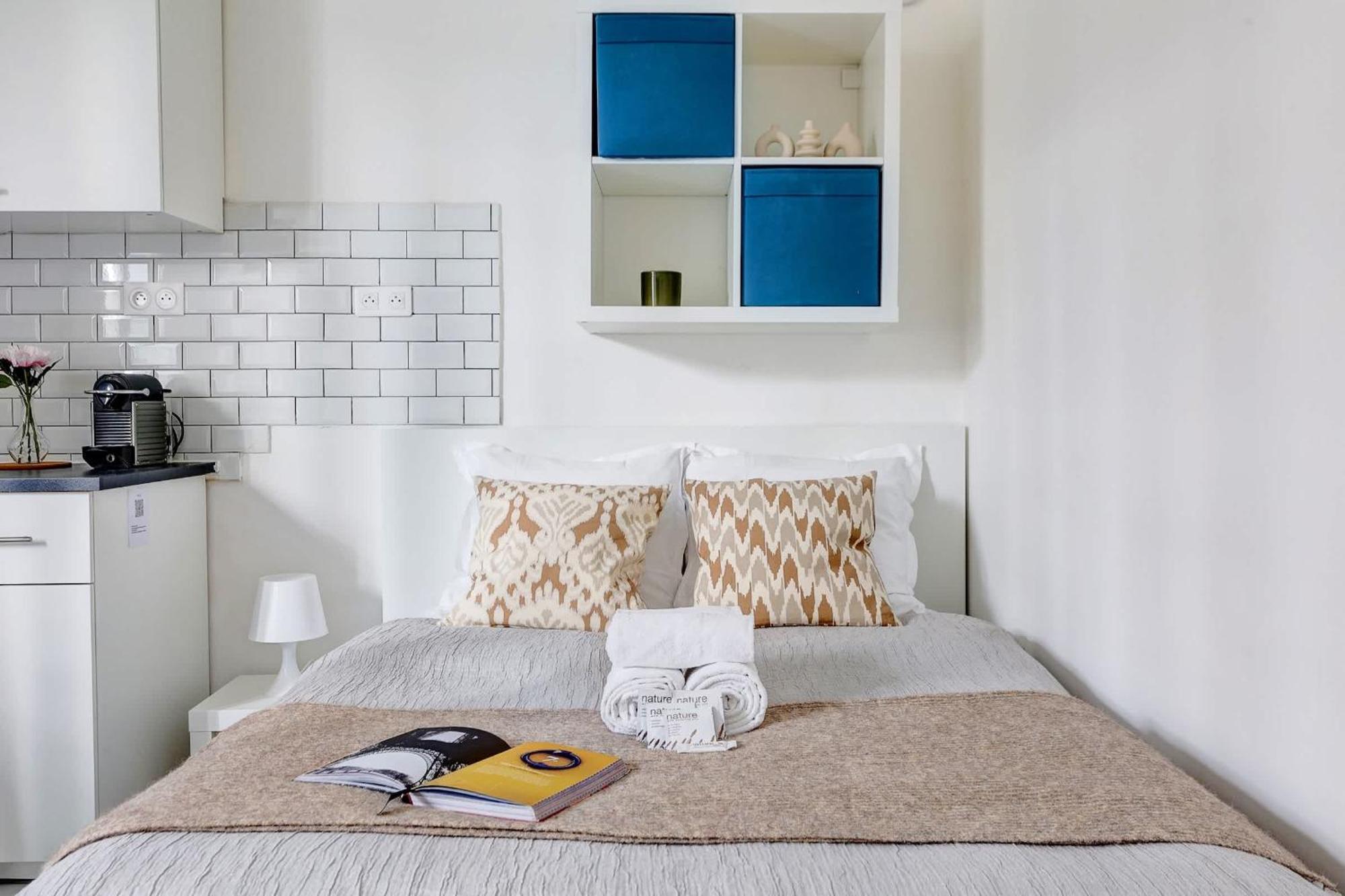 Apartment Cozy Near Eiffel Tower & Invalides & Seine Flat *