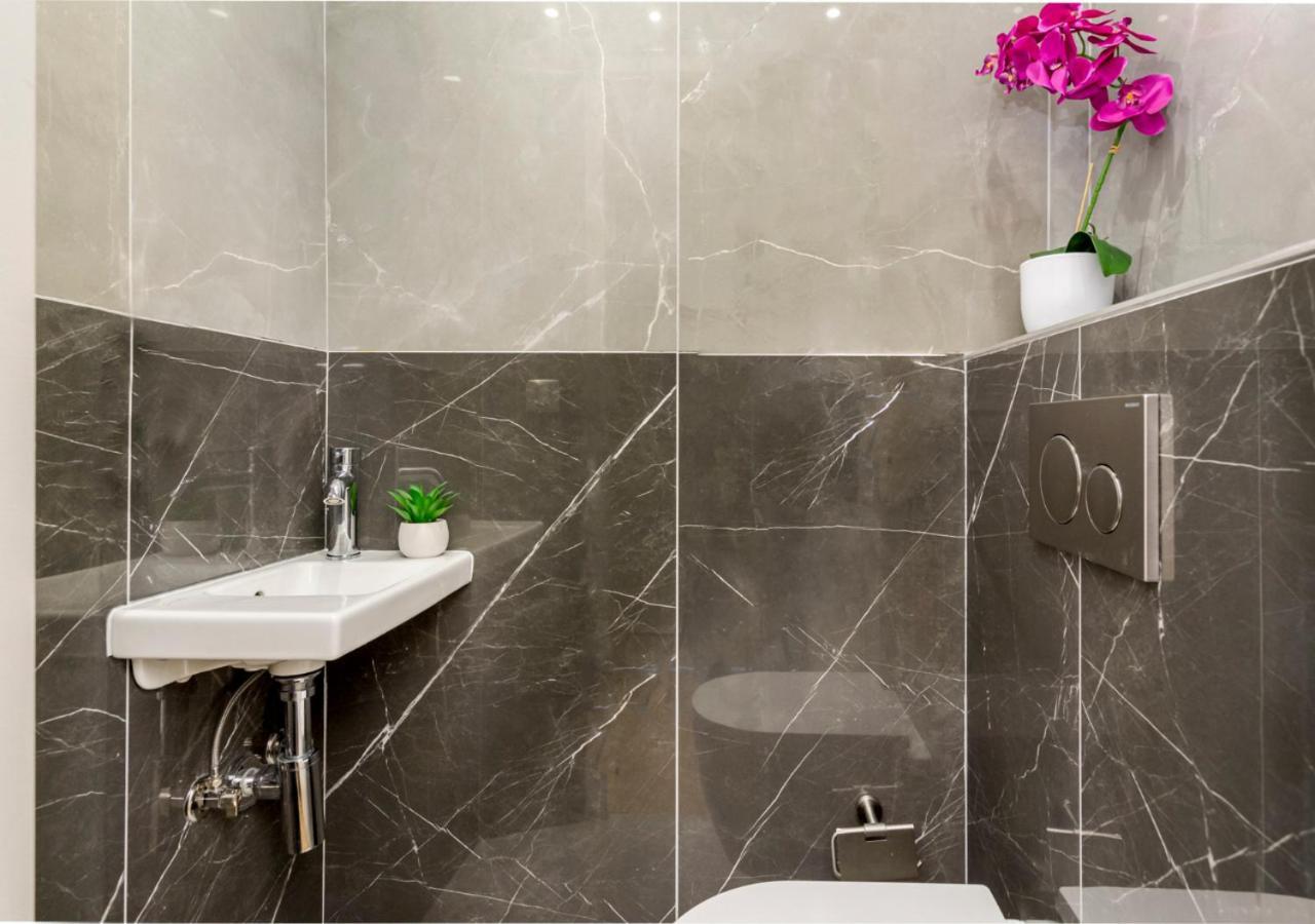 Merveil - Luxury -champselysees- Florentin I *