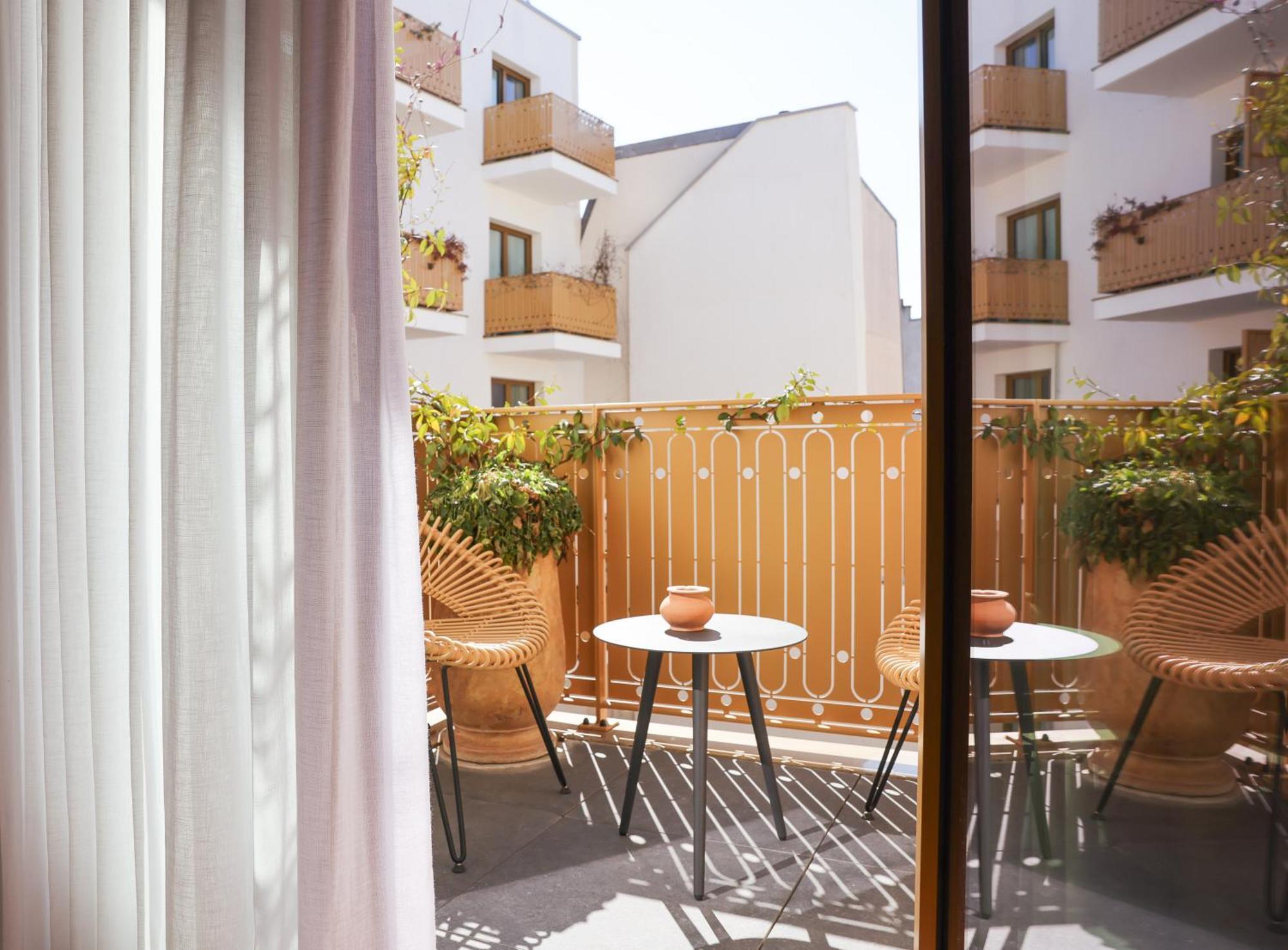Bloom House & Hotel 4*