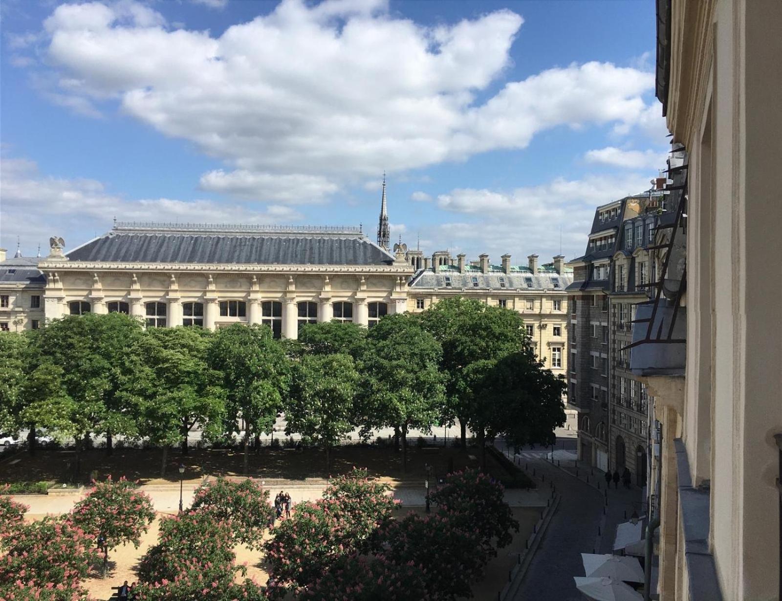 Place Dauphine *