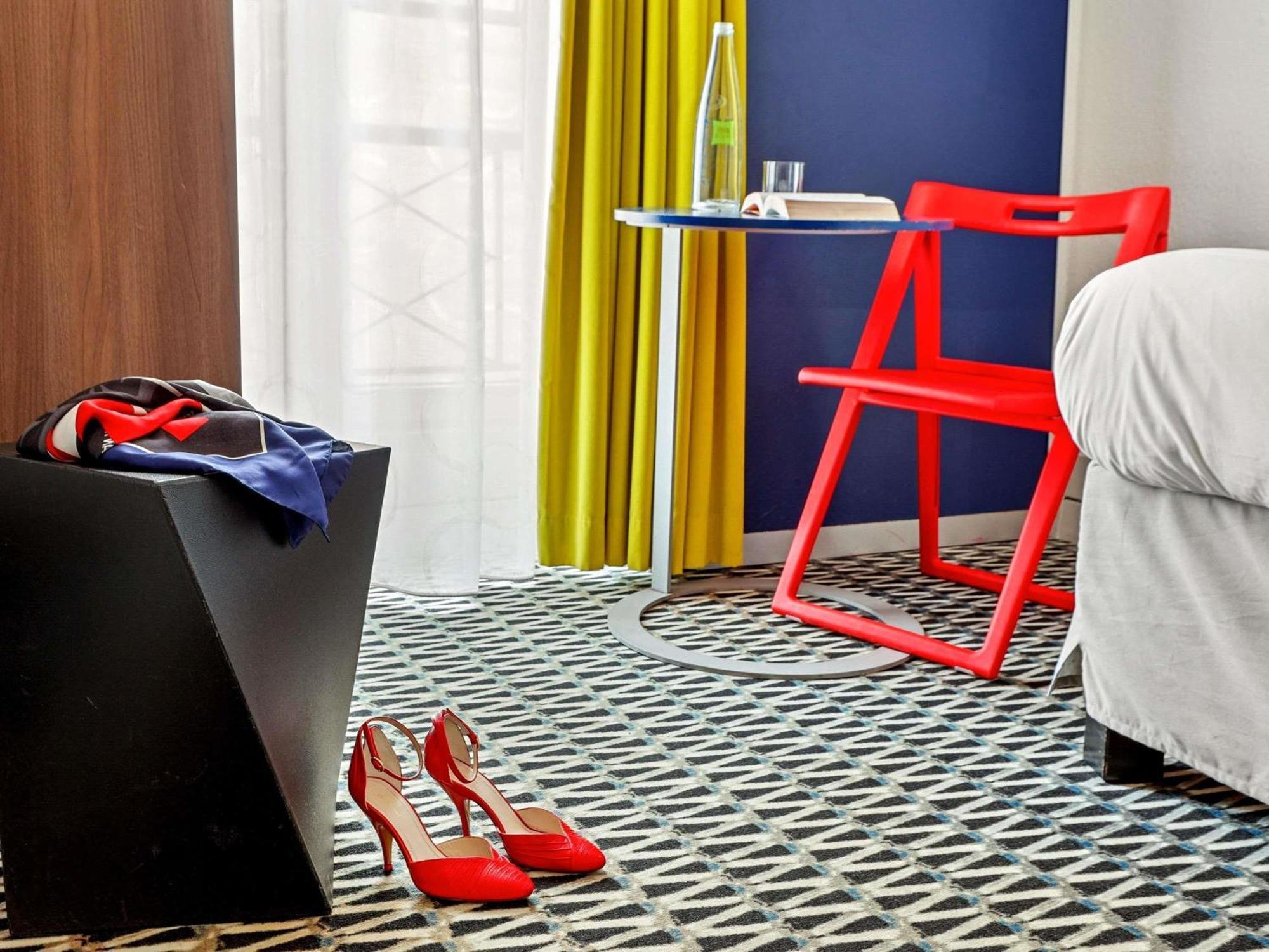 Ibis Styles République 3*