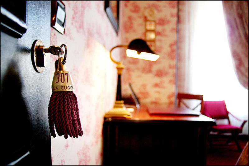 Hotel Eugenie Paris