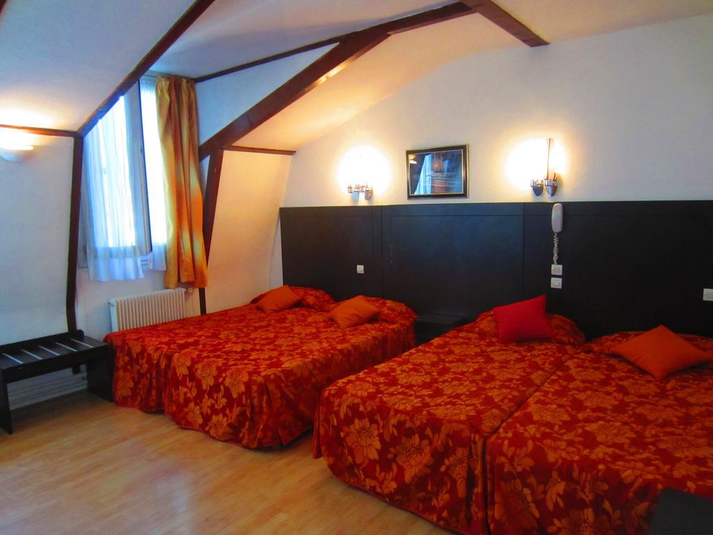 Hotel Amiot 2*