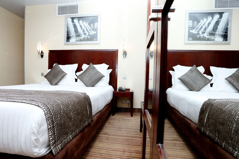 Hotel Grand Francais 3*