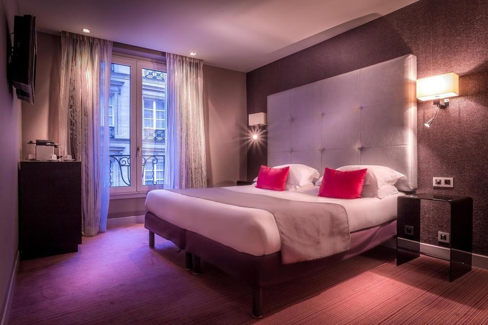 Opera Marigny 4*