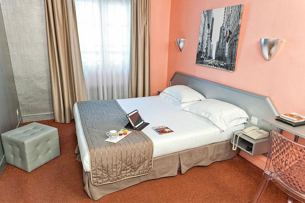 Jean Gabriel Montmartre Hotel Paris