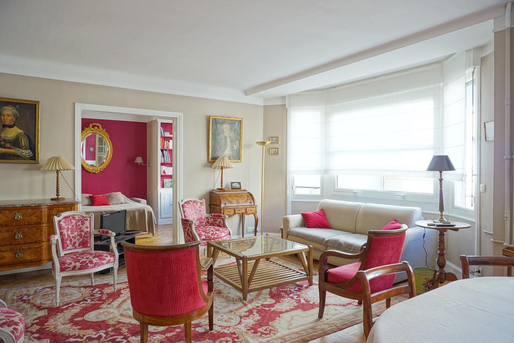 Rue Copernic - 16 Apartment *