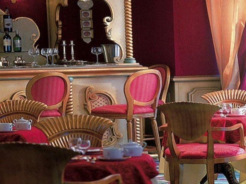 Eugenie 4* Paris