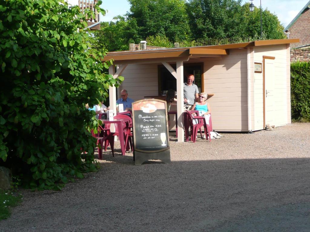 Campsite Camping Du Vivier Aux Carpes *
