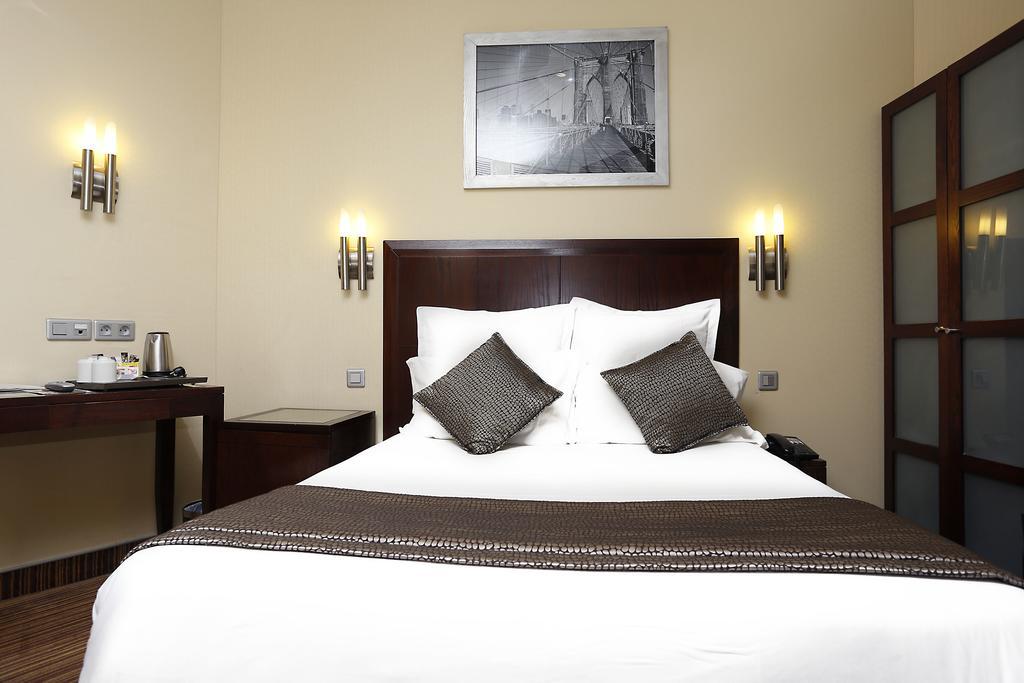 Grand Francais Hotel 3*