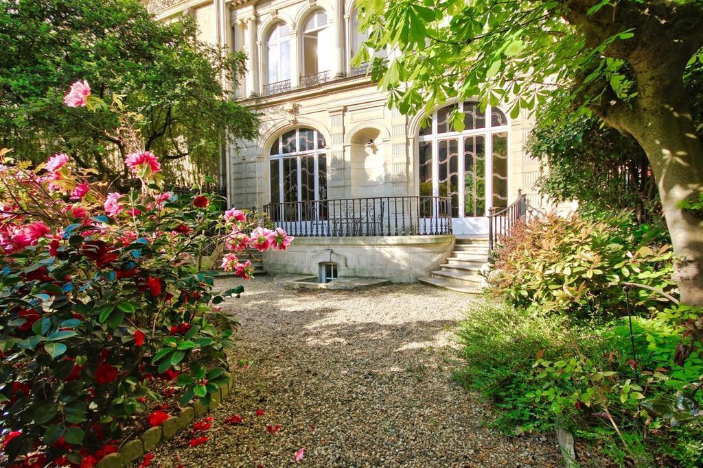 Avec 2 chambre Appartement Paris