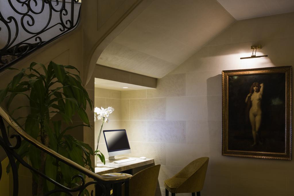 Sofitel Baltimore Tour Eiffel Hotel 5*