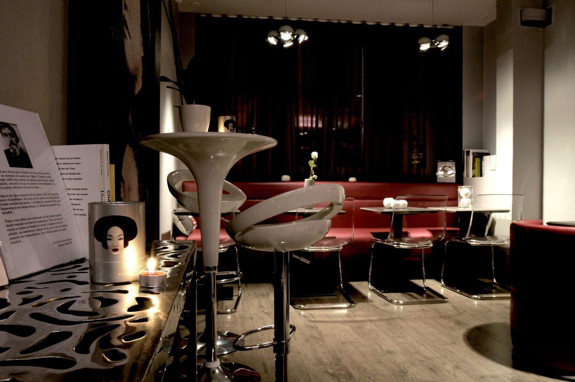 Opera Marigny 4*