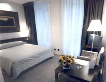 Le Monna Lisa By Inwood 4* Paris