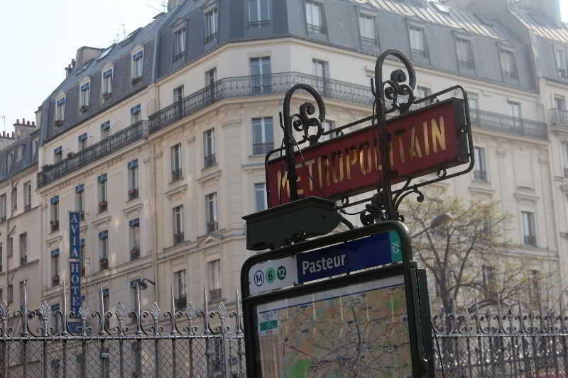 Avia Saphir Montparnasse Hotel 3*
