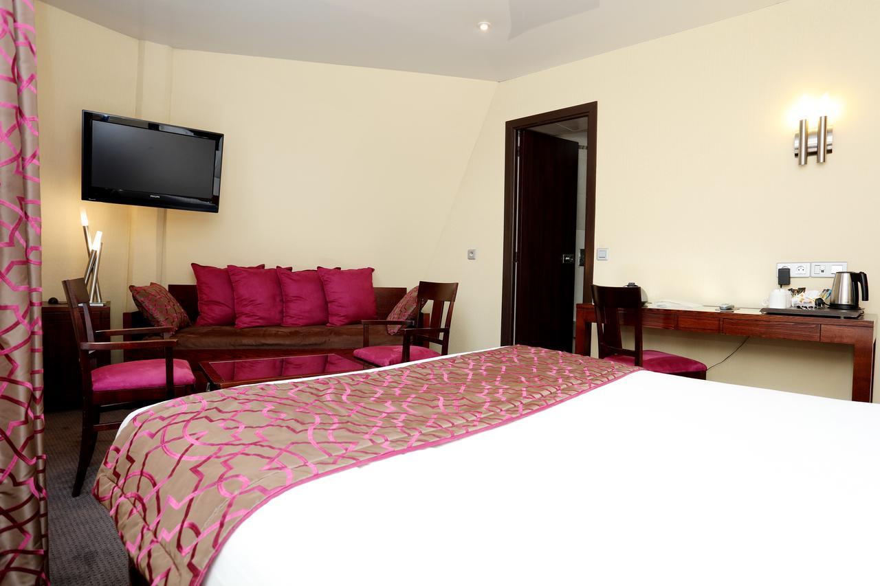 Hotel Grand Francais 3*