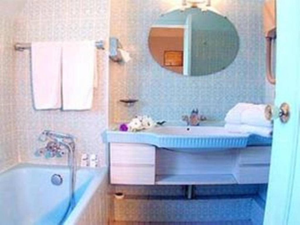 Caravelle 3* Paris
