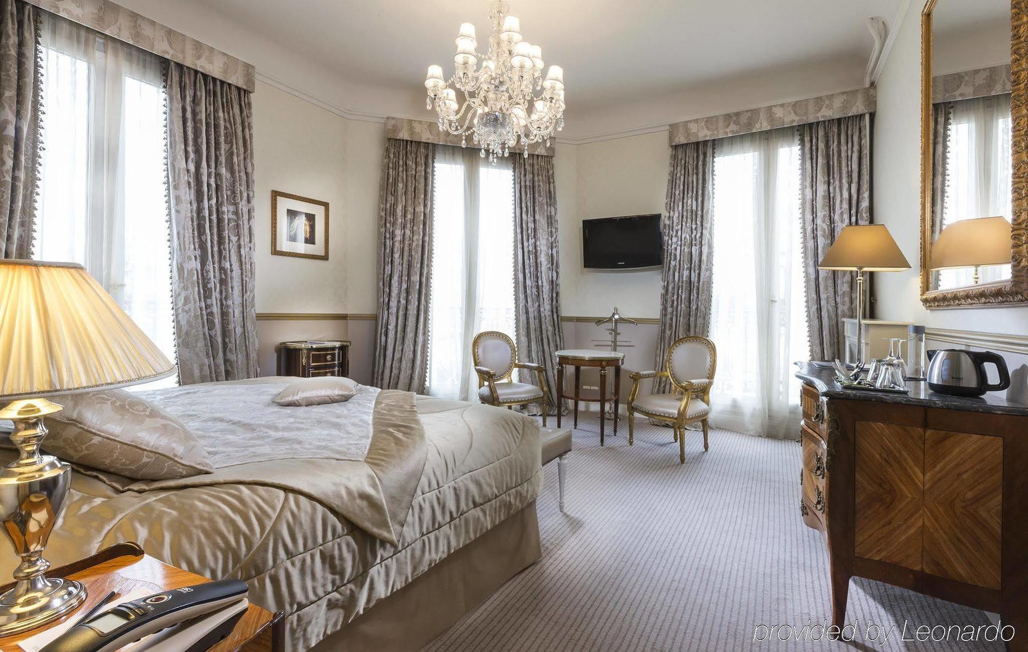 Claridge 4* Paris