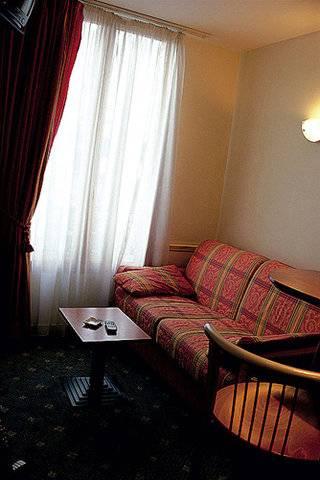 Pavillon Courcelles Parc Monceau Aparthotel