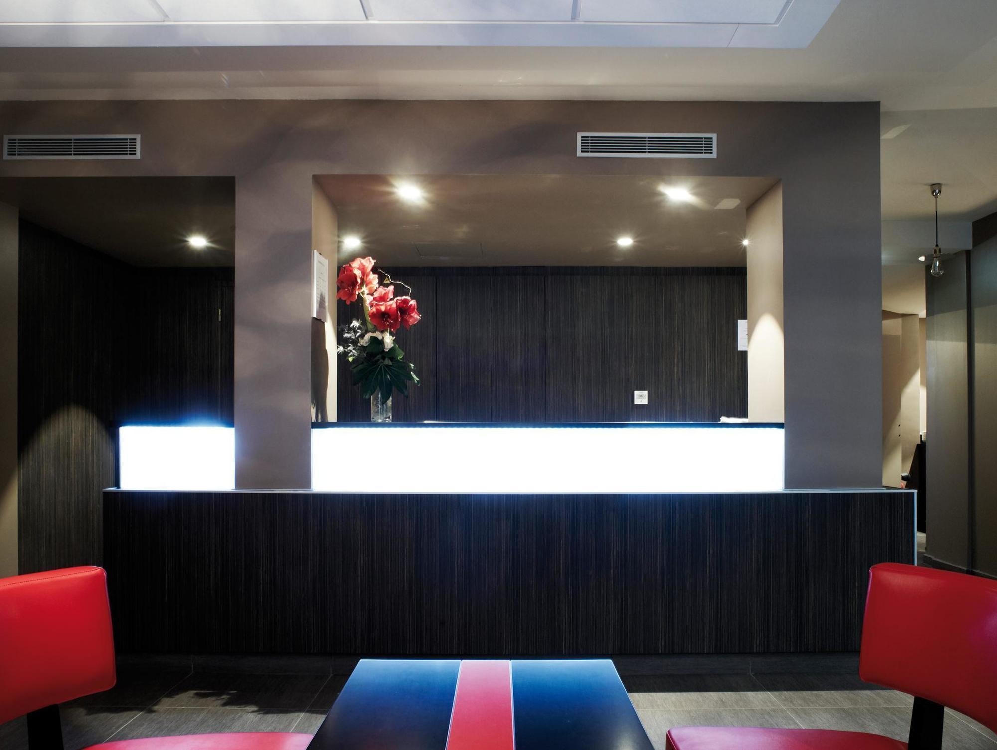 New Opera Hotel