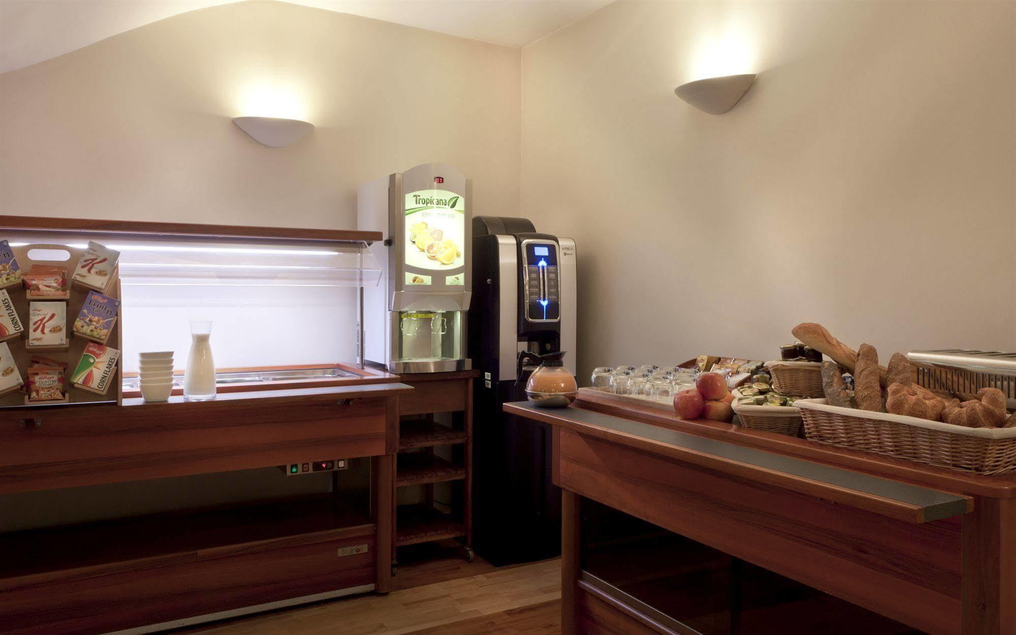 Hotel Verlain Paris