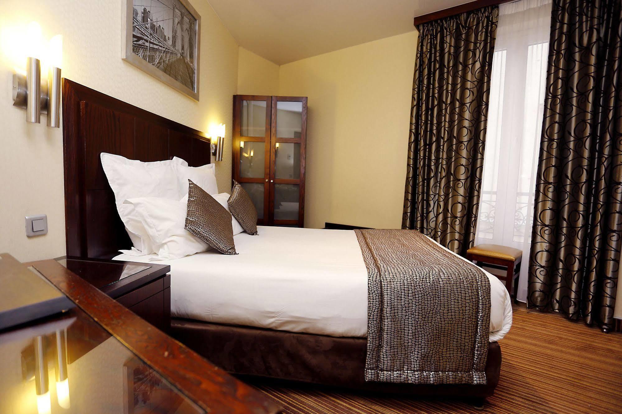 Grand Francais Hotel