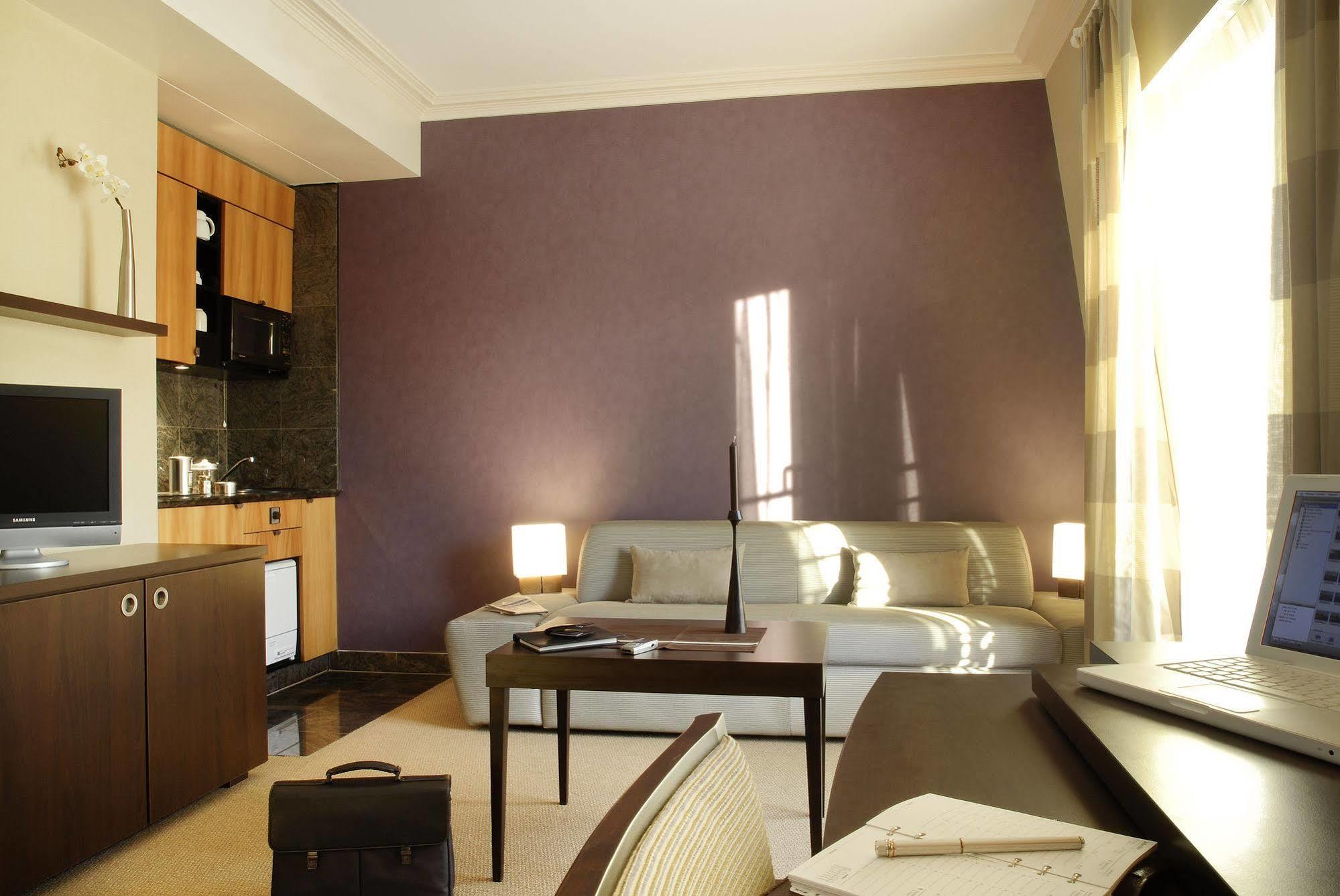 Adagio Haussmann Champs Elysées Appart hôtel Paris