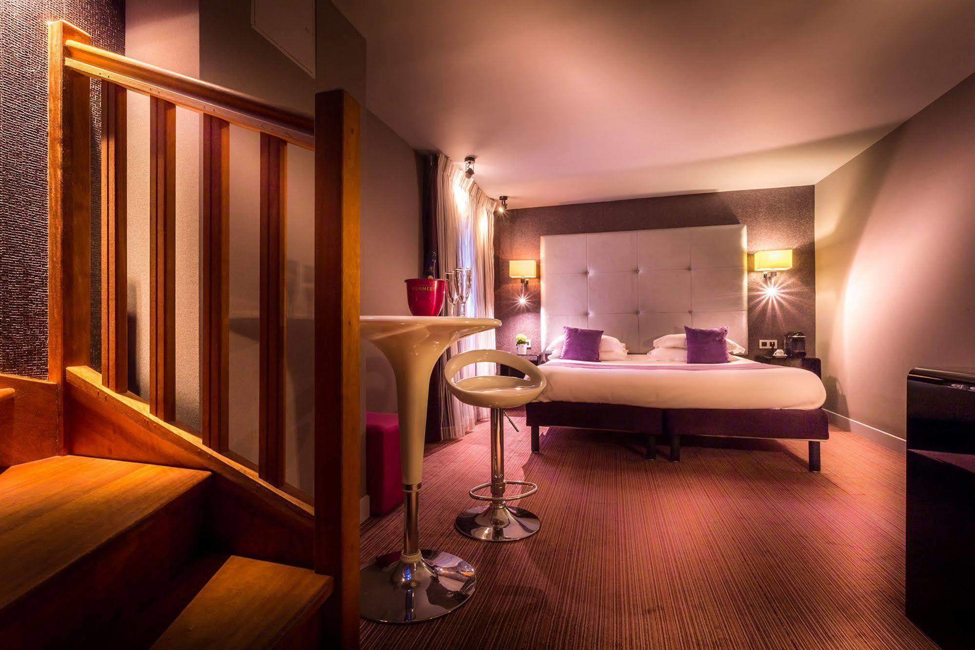 Opera Marigny 4*