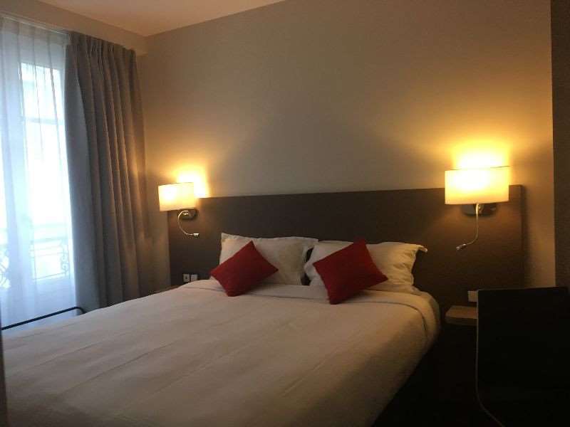 Courcelles Médéric Hotel Paris