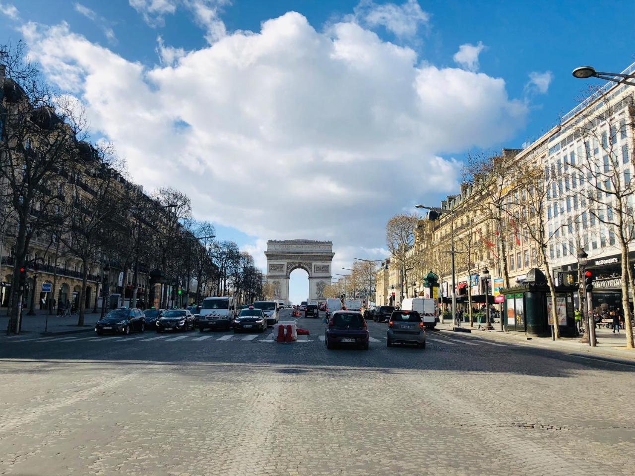 Appartement 21a Marechal Foch Avenue Champs-elysees