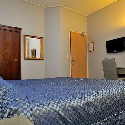 Le Regence Hotel 3*