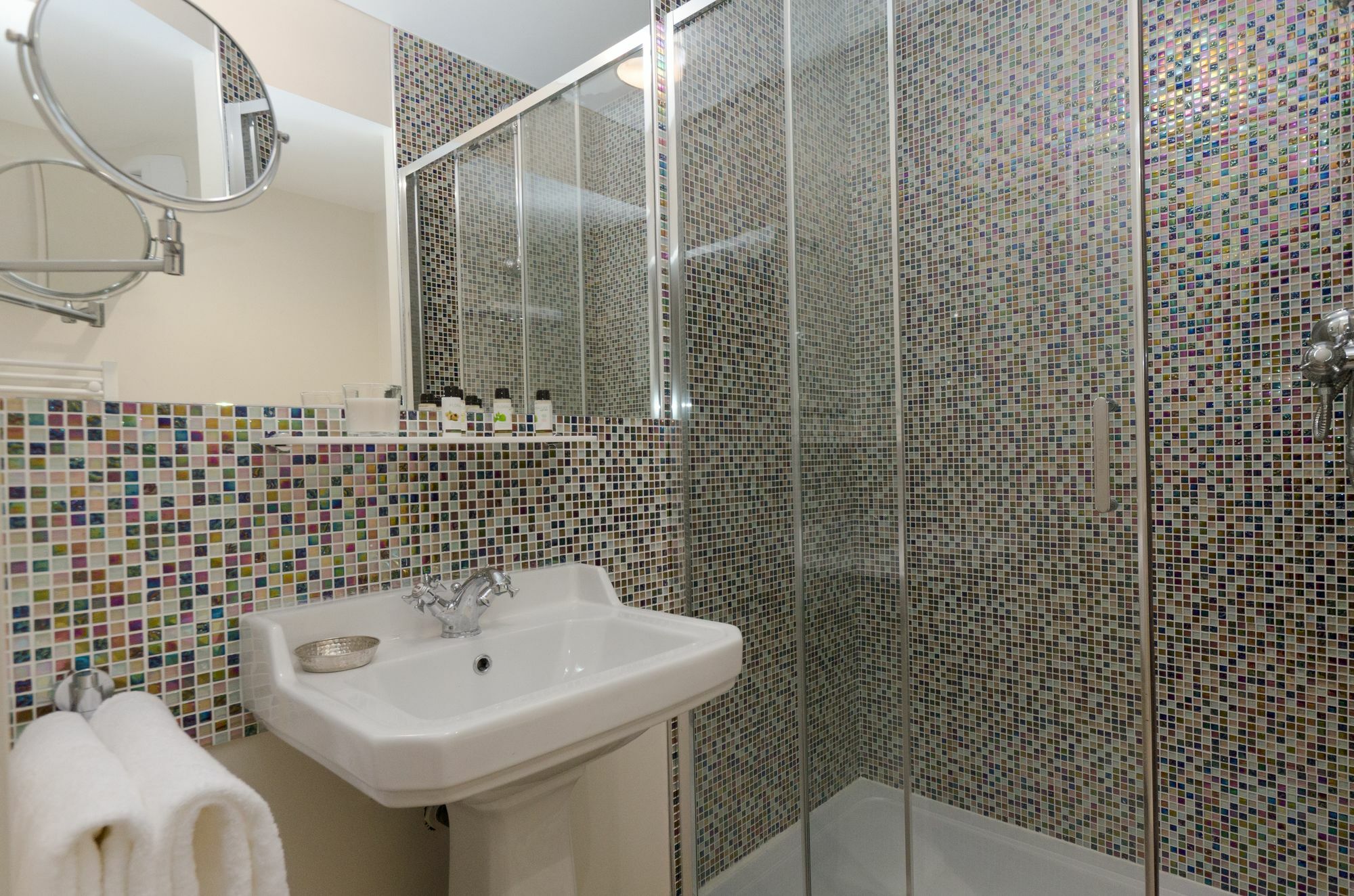 Hotel Celeste Batignolles Montmartre Paris