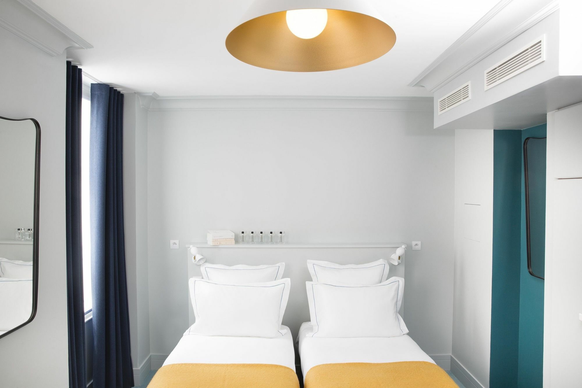 Celeste Batignolles Montmartre 4* Paris