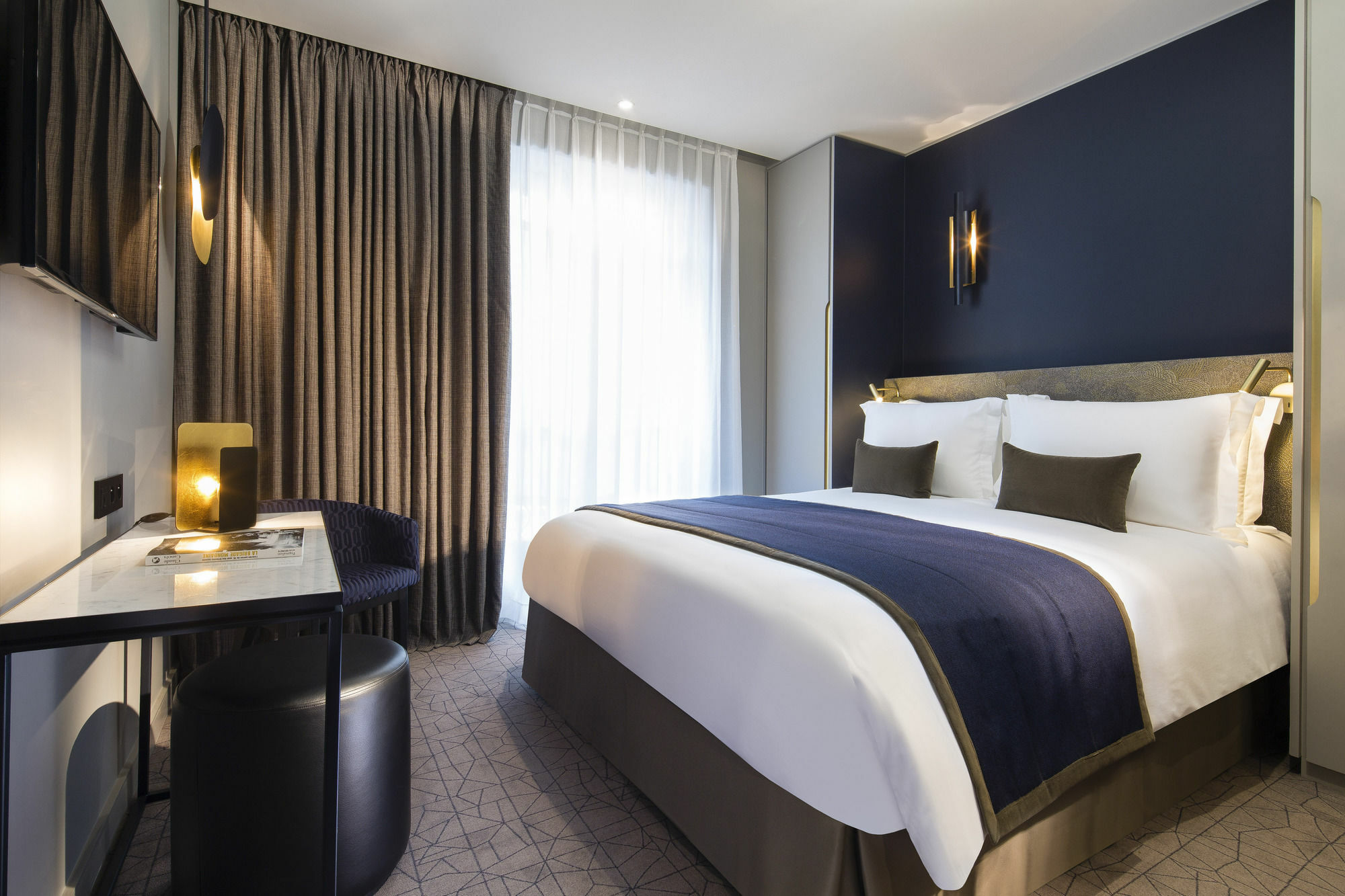 Hotel Hotel Le 10 Bis 4*