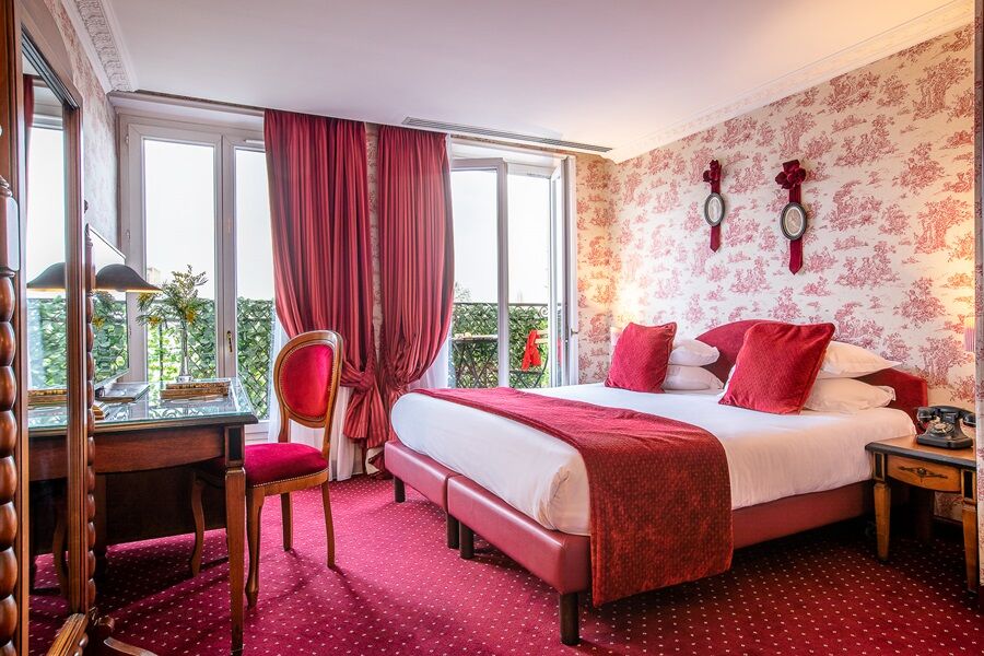 Eugenie 4* Paris