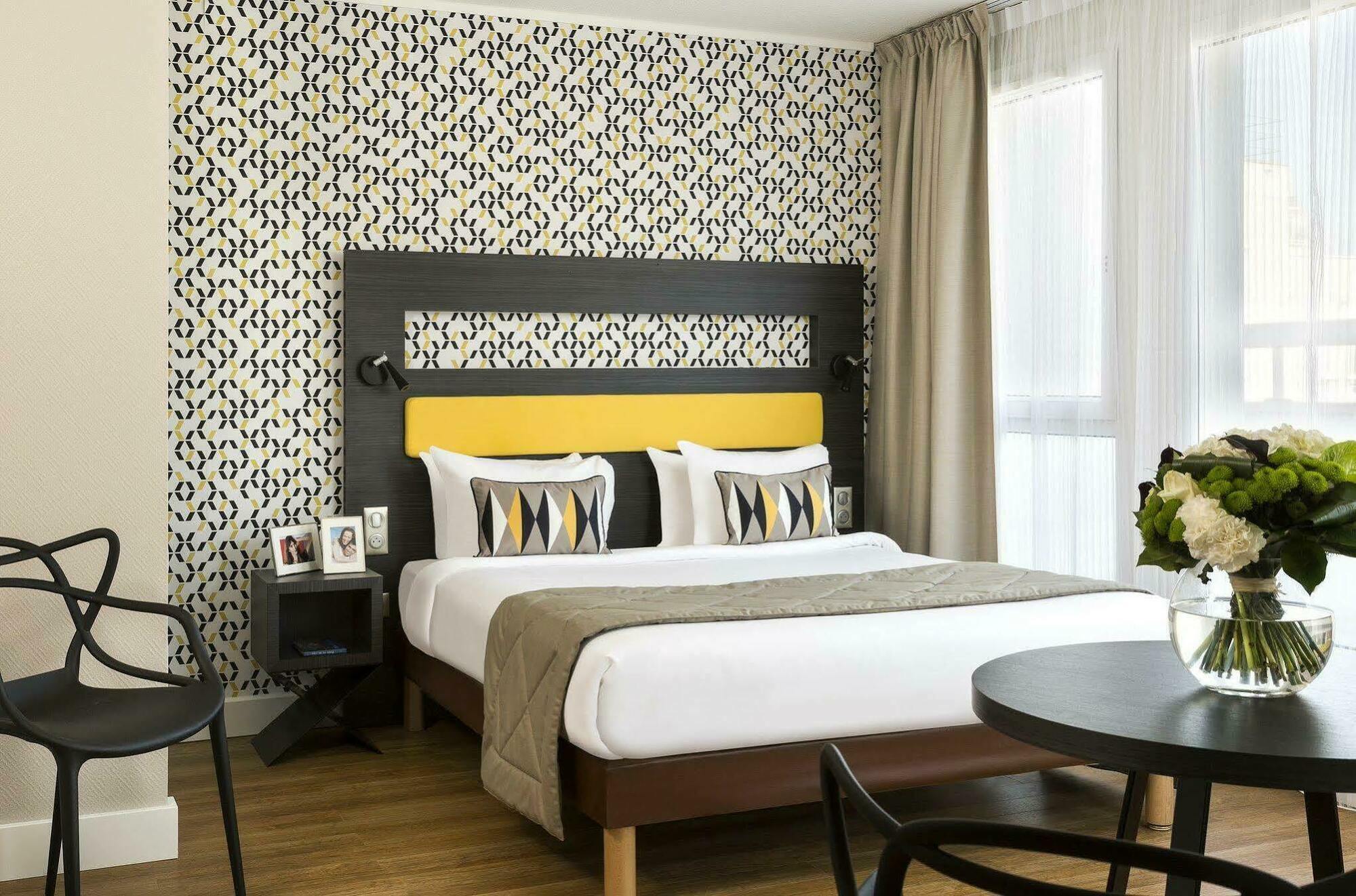 Citadines Tour Eiffel 4*