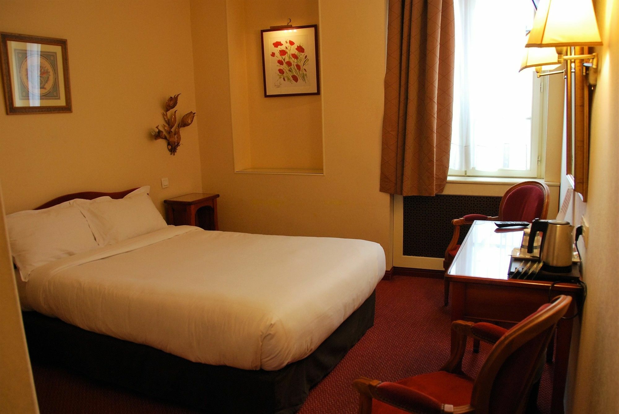 Hotel Courcelles Médéric 3*