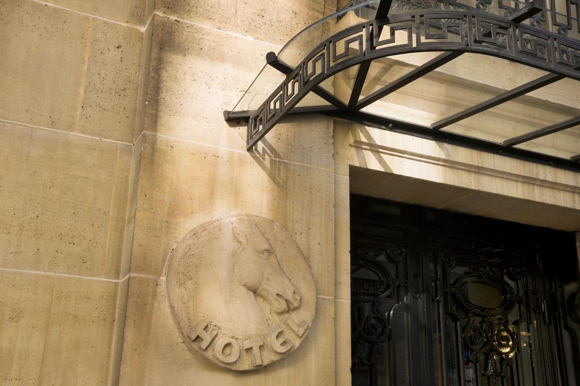 Top Hotels in 15th arr., Paris