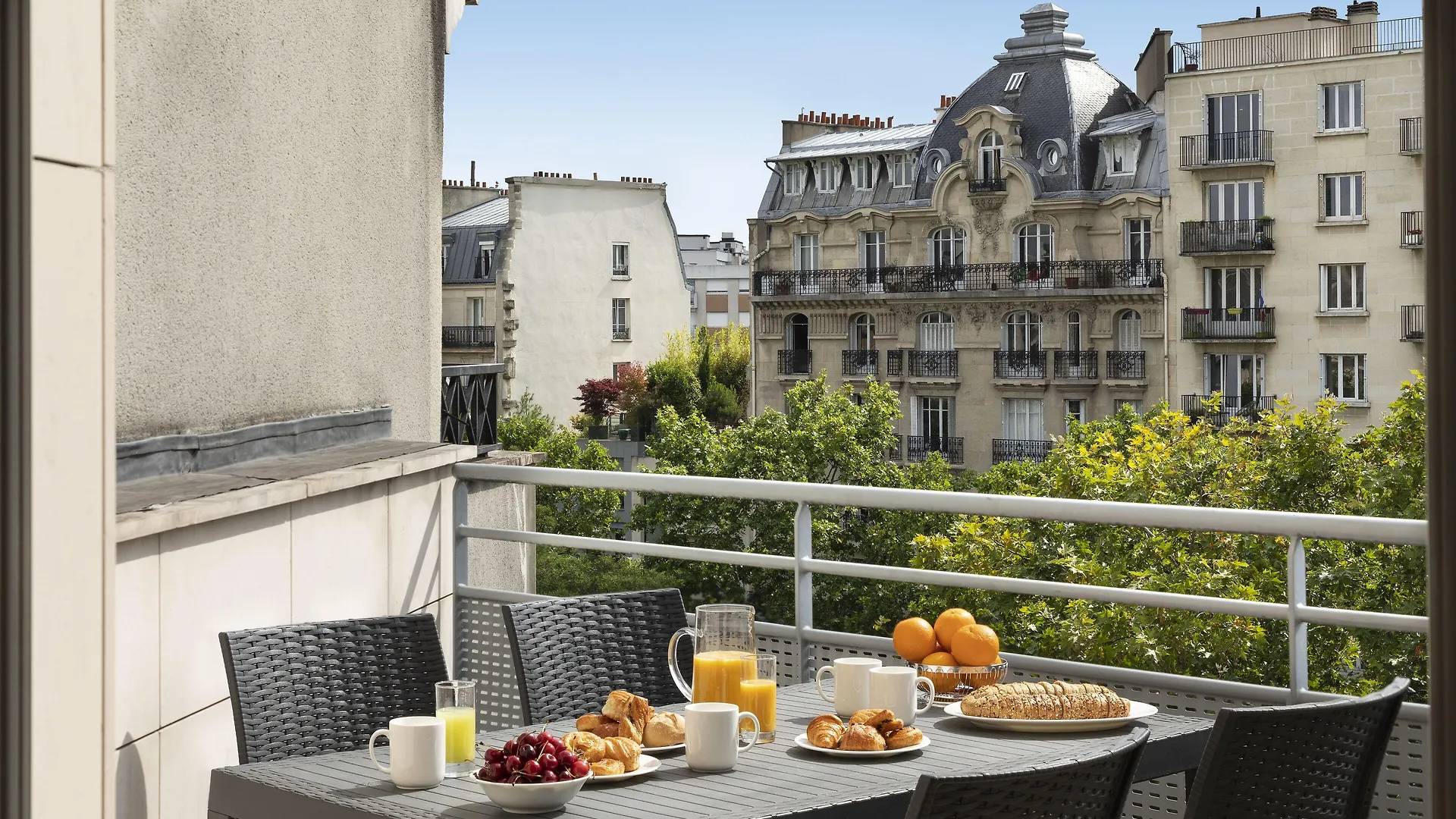 Top Hotels to Stay in Paris Le Marais